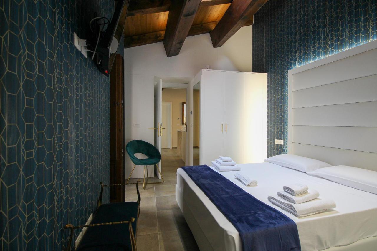 Nel Cuore Dell'Aquila Bnb Buitenkant foto
