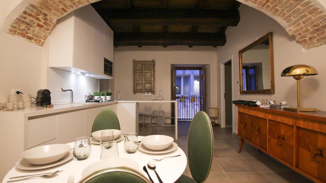 Nel Cuore Dell'Aquila Bnb Buitenkant foto